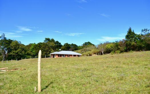 Venta de Bello lote en San Rafael Heredia