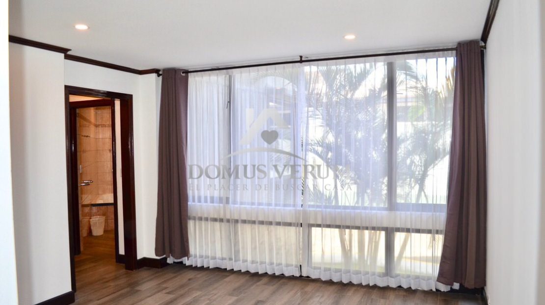 Elegante Apartamento en Venta en San Jose Costa Rica