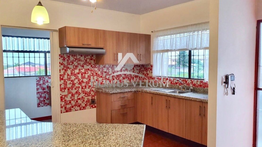 Venta de Casas en el Centro de Santo Domingo de Heredia