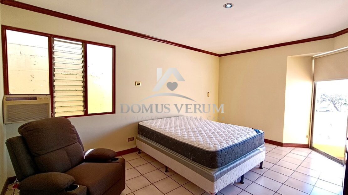 Casas en Venta Belen Heredia